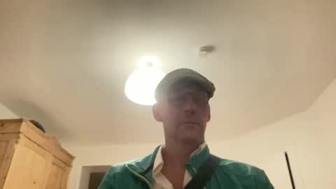 Snapshot of neptunofatlantis chatting on 09-21-25, 10:11 neptunofatlantis online show from 09-21-25, 10:11