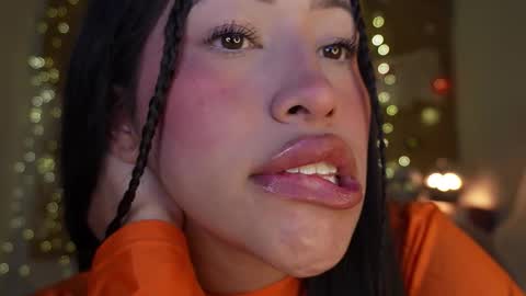 Snapshot of nerak_a chatting on 10-31-25, 05:36 Helena Every Friday new video for my fan club loves online show from 10-31-25, 05:36