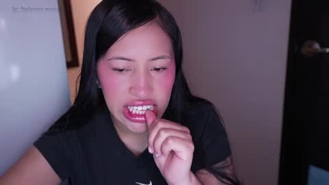 Helena    Every Friday new video for my fan club loves  online show from 04-11-26, 06:12