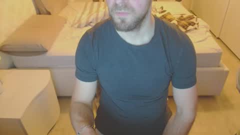 Snapshot of nerchia_89 chatting on 11-25-25, 06:52 Nerchia89 online show from 11-25-25, 06:52