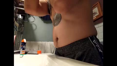 Snapshot of nerfylil2 chatting on 02-17-25, 05:25 Nerfylil online show from 02-17-25, 05:25