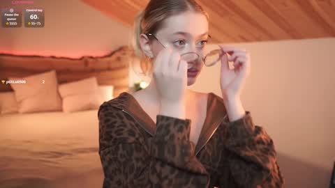 Snapshot of nerissa_xo chatting on 02-20-26, 08:09 Nerissa online show from 02-20-26, 08:09