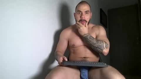 Snapshot of neron_xxl chatting on 01-06-26, 08:51 neron XXL online show from 01-06-26, 08:51