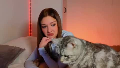 Nessa online show from 02-21-25, 06:26