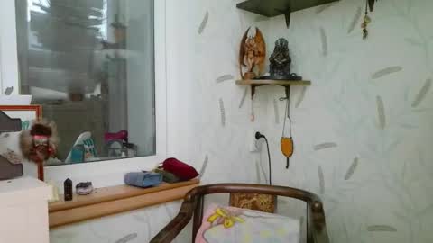 Nettie Allie online show from 12-01-25, 12:21