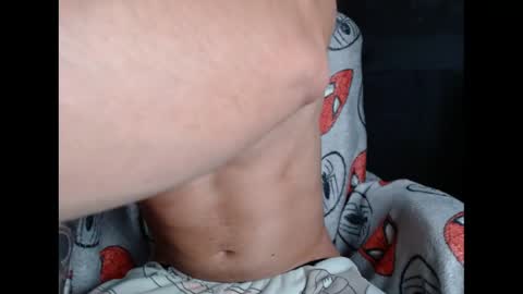 Snapshot of neuttron chatting on 05-25-26, 06:58 neuttron online show from 05-25-26, 06:58