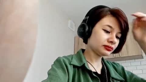 Sophia online show from 09-14-25, 01:10