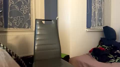 Mark online show from 04-17-26, 11:08