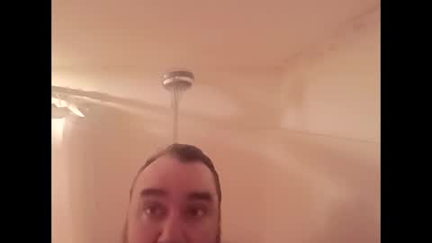 Snapshot of neverseentthatb4 chatting on 01-06-26, 12:14 Matt online show from 01-06-26, 12:14