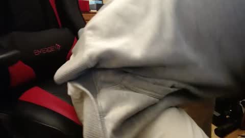 Snapshot of new____guy chatting on 09-28-25, 11:59 new____guy online show from 09-28-25, 11:59