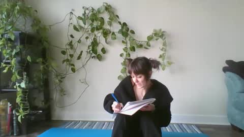 luna online show from 01-03-25, 06:57