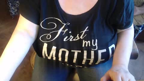 Lilly  online show from 01-28-25, 10:23