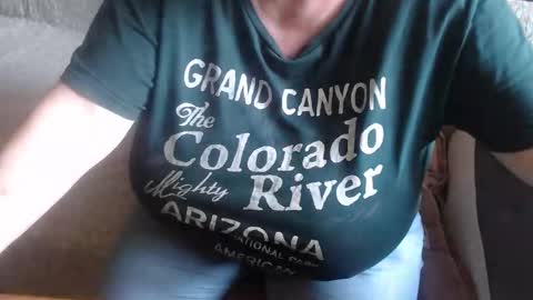 Lilly  online show from 09-11-25, 09:53