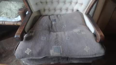 Lilly  online show from 09-26-25, 05:55