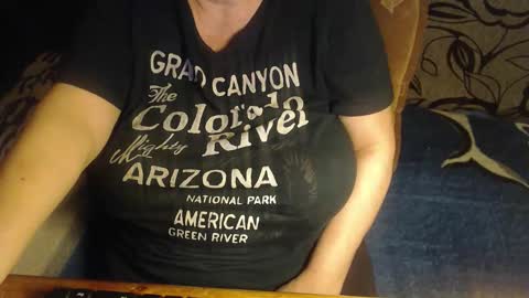 Lilly  online show from 03-04-26, 02:39