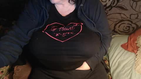 Lilly  online show from 04-20-26, 01:52