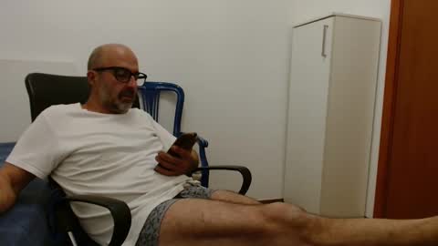 simi online show from 10-10-25, 07:02