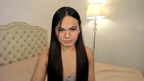 Snapshot of newbitch_intown69 chatting on 01-05-25, 02:17 Jane online show from 01-05-25, 02:17