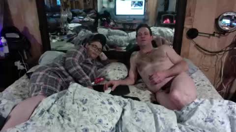 Snapshot of newby101 chatting on 02-01-26, 04:27 Meow Meow online show from 02-01-26, 04:27