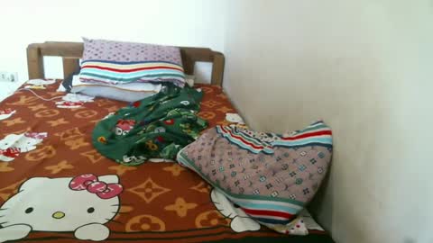 Snapshot of newest_star69 chatting on 01-23-25, 08:15 Lucy Pearl online show from 01-23-25, 08:15