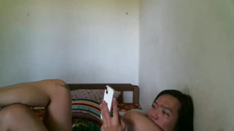 Snapshot of newest_star69 chatting on 01-24-25, 03:43 Lucy Pearl online show from 01-24-25, 03:43