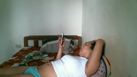 Snapshot of newest_star69 chatting on 02-11-25, 02:14 Lucy Pearl online show from 02-11-25, 02:14