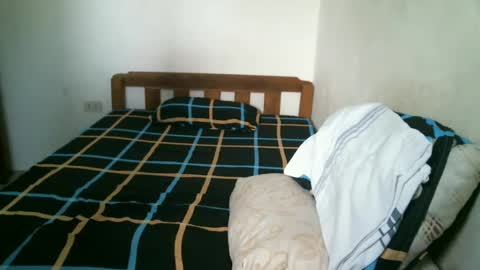 Snapshot of newest_star69 chatting on 02-25-25, 05:30 Lucy Pearl online show from 02-25-25, 05:30