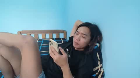 Snapshot of newest_star69 chatting on 09-17-25, 12:45 Lucy Pearl online show from 09-17-25, 12:45