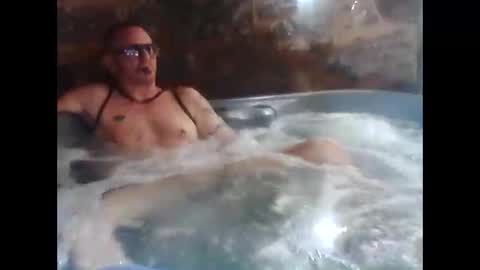 Snapshot of newfun11 chatting on 09-18-25, 06:10 newfun11 online show from 09-18-25, 06:10