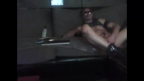 Snapshot of newfun11 chatting on 11-14-25, 11:13 newfun11 online show from 11-14-25, 11:13