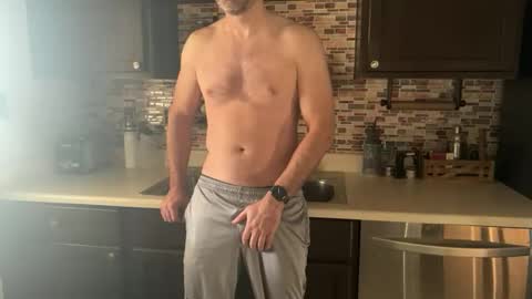 newguy_097 online show from 10-04-25, 02:37