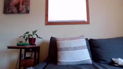 newhallboxer online show from 03-11-26, 04:13