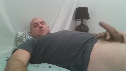 Snapshot of newicartman chatting on 02-17-26, 12:45 newicartman online show from 02-17-26, 12:45