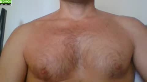 newtyguy90 online show from 11-04-25, 09:52