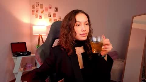 Snapshot of nexorine chatting on 02-06-26, 11:46 Lilly online show from 02-06-26, 11:46