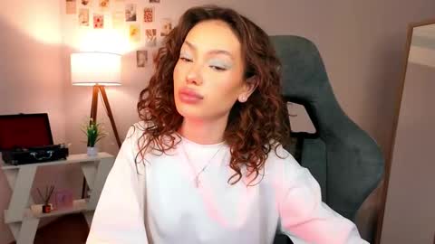 Snapshot of nexorine chatting on 02-13-26, 12:12 Lilly online show from 02-13-26, 12:12