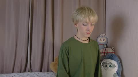 Snapshot of nextvibe1 chatting on 02-19-26, 04:58 NextVibe1 online show from 02-19-26, 04:58