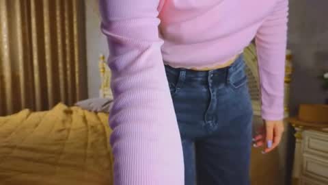 Anasteisha online show from 11-14-25, 04:11