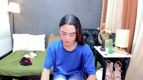 Snapshot of nhicolehollywood chatting on 09-12-25, 01:06 hottie nicole online show from 09-12-25, 01:06