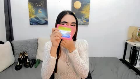 Snapshot of nhicolehollywood chatting on 10-30-25, 01:40 hottie nicole online show from 10-30-25, 01:40