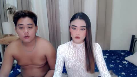 Snapshot of nhicolehollywood chatting on 11-12-25, 12:33 hottie nicole online show from 11-12-25, 12:33