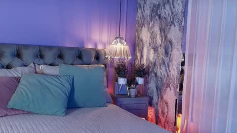 Nia online show from 12-16-25, 11:59