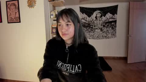 Nia online show from 02-27-25, 09:14