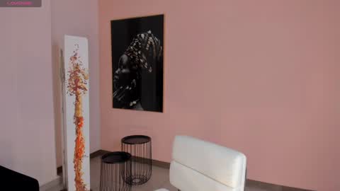 SQUIRTER DOLL    online show from 01-04-25, 10:38