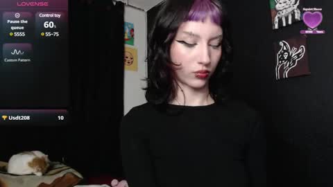 Snapshot of niakat_ chatting on 01-11-25, 07:28  niakat  online show from 01-11-25, 07:28