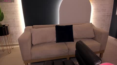 Snapshot of niasalvatore chatting on 06-09-26, 07:58 Call me Nia online show from 06-09-26, 07:58