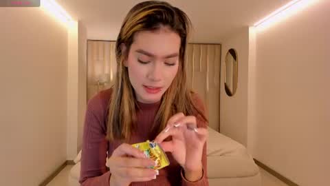 Snapshot of niasalvatore chatting on 06-28-26, 06:14 Call me Nia online show from 06-28-26, 06:14