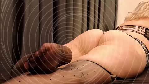 Snapshot of niatonoori chatting on 01-31-26, 07:11 Kim online show from 01-31-26, 07:11