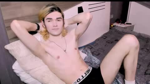 Snapshot of nic_ky chatting on 03-12-26, 03:29 Nick PVT is open FanslyTwitter - Nic kycb online show from 03-12-26, 03:29