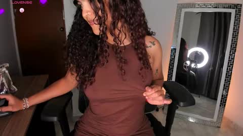 Snapshot of nicdu_xxx chatting on 09-26-25, 12:25 Nicol - New account  online show from 09-26-25, 12:25